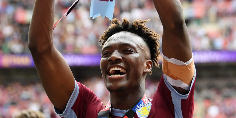 Fenerbahce want to sign Abraham on loan