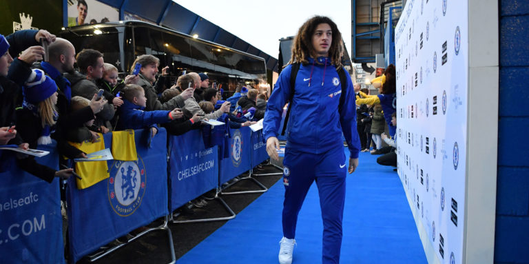 Villa target Ampadu to leave Chelsea on loan