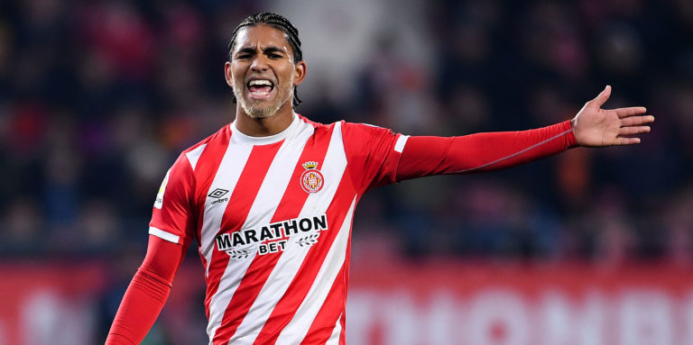 Aston Villa close in on £15m deal for Douglas Luiz