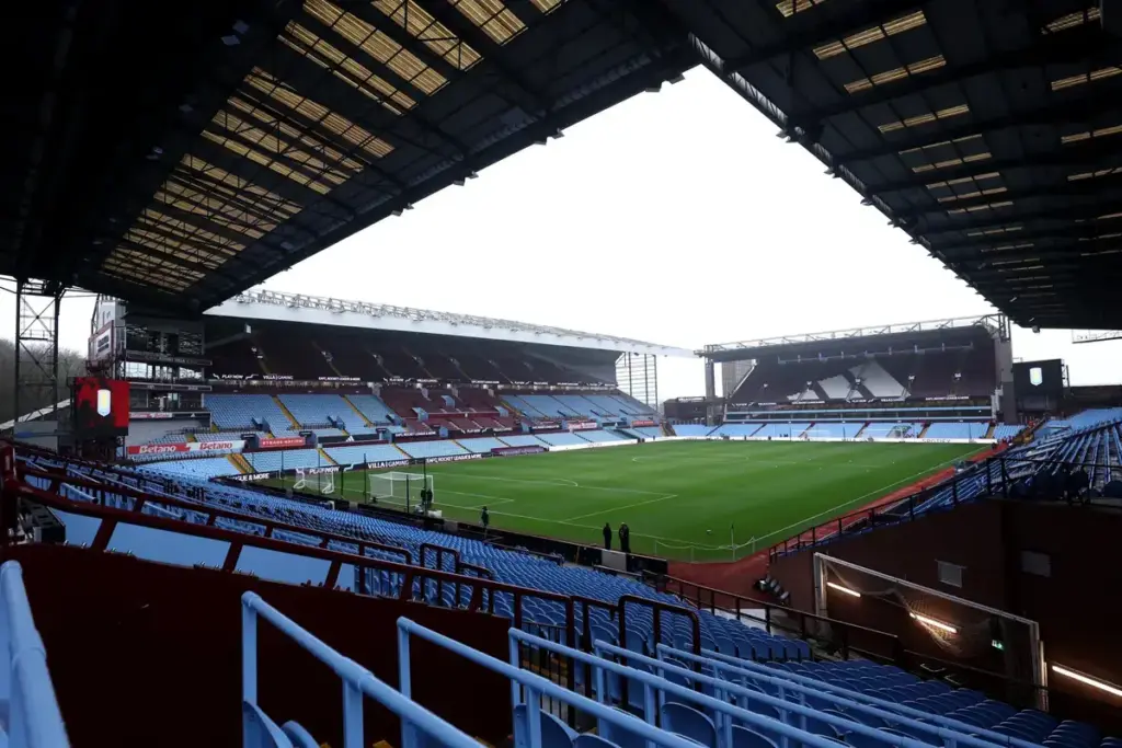 Official: Aston Villa starlet Bradley Burrowes commits future with new deal