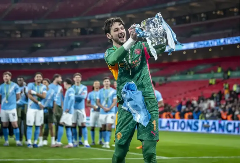 Emiliano Martínez’s potential replacement at Aston Villa has price tag revealed