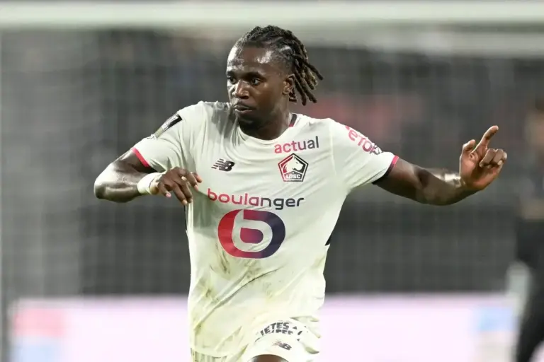 Aston Villa target Lille starlet Ngal’ayel Mukau to bolster midfield