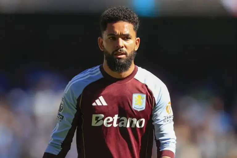 Spalletti and Comolli at war over Douglas Luiz future and Villa hold a crucial card