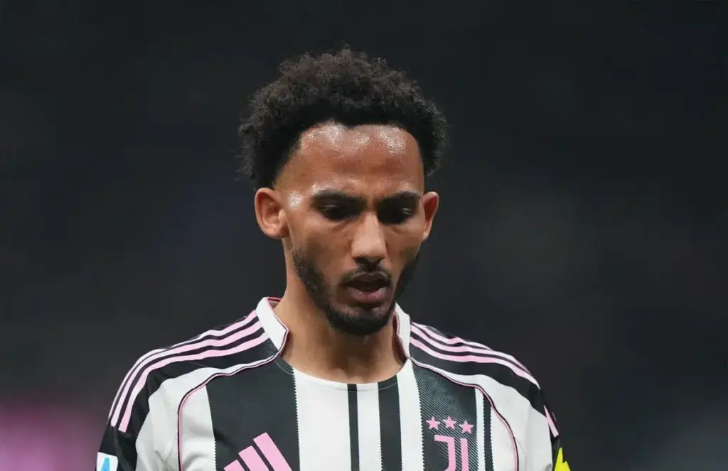Lloyd Kelly Link Gives Aston Villa Transfer Plan A Sensible Defensive Question