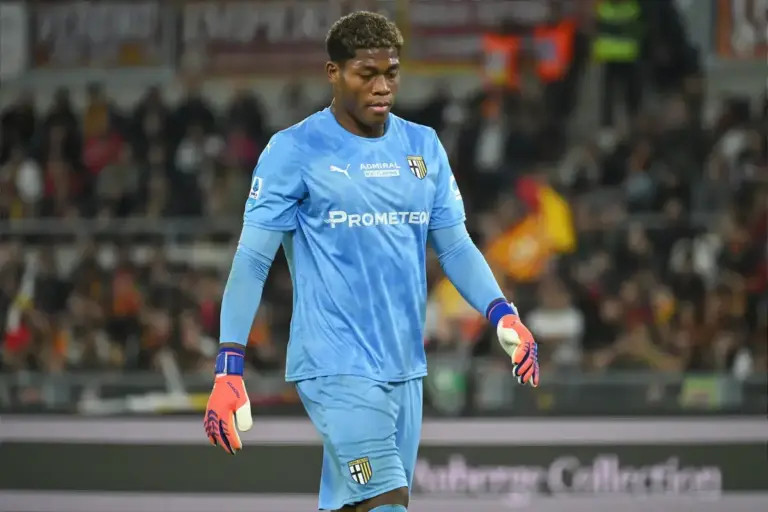 Aston Villa close in on £29m Zion Suzuki after PSG deal collapses