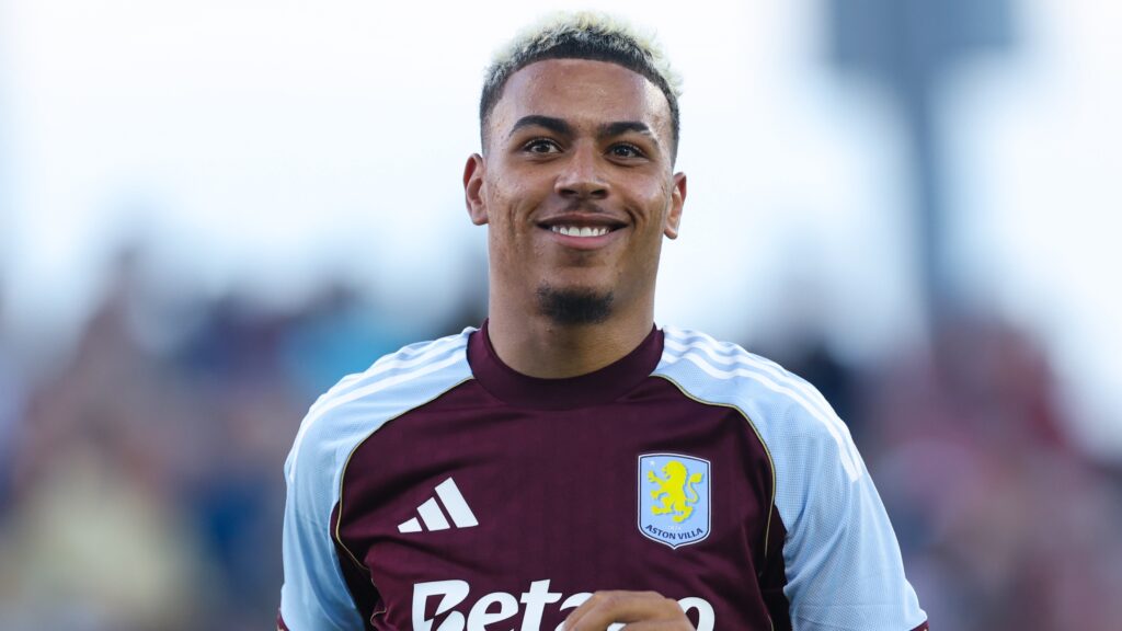 Morgan Rogers playing for Aston Villa amid England World Cup coverage