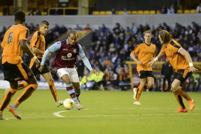Agbonlahor tells Keane to “be quiet” after McGinn pub player comment. “It says you don’t watch Villa every week”