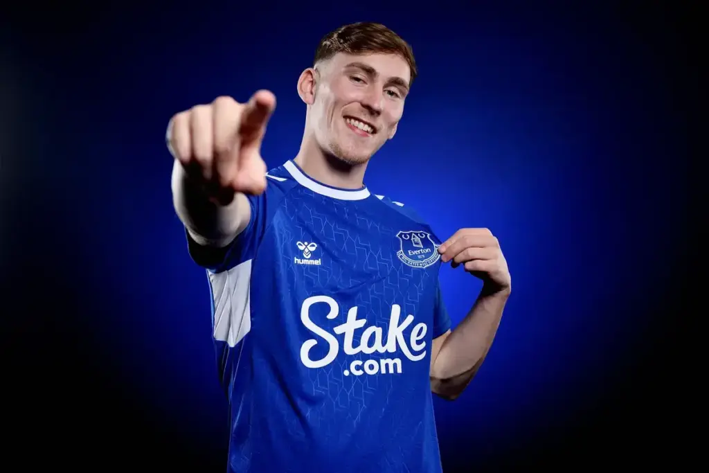 Everton refuse to sell midfielder wanted by Aston Villa