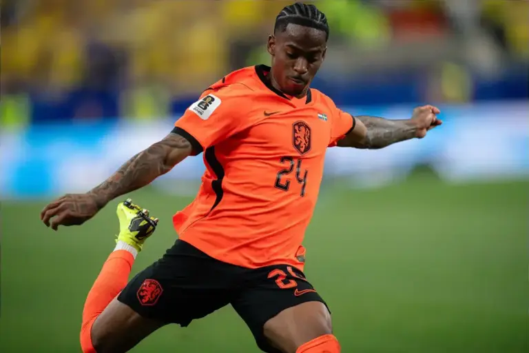 Crysencio Summerville linked with Aston Villa move