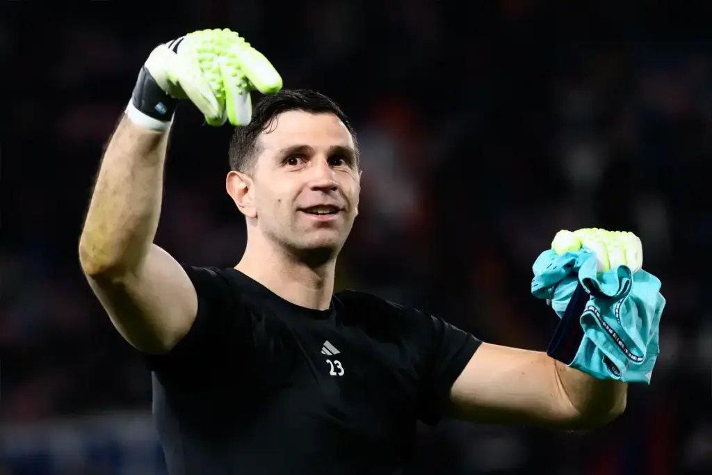 Emiliano Martinez celebrating for Aston Villa