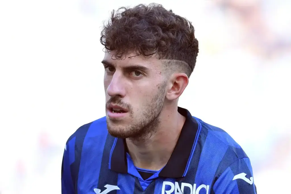 ‘Coming hours’ – Aston Villa make move to sign £24m defender