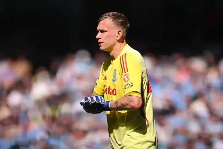 Marco Bizot gives Aston Villa reassurance after Emiliano Martinez update