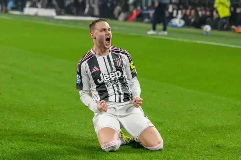 Aston Villa interested in €30m Juventus midfielder