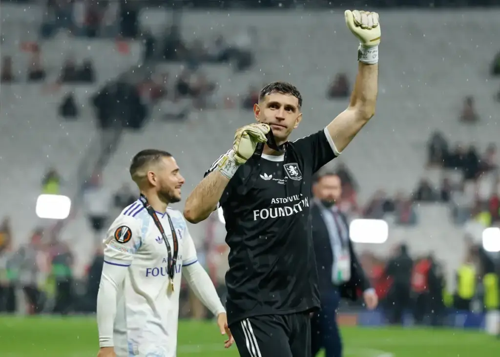 Emiliano Martinez in goal for Aston Villa amid transfer speculation