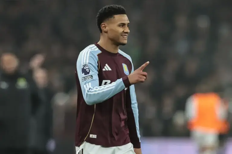 Aston Villa striker Ollie Watkins rejects four-year contract offer