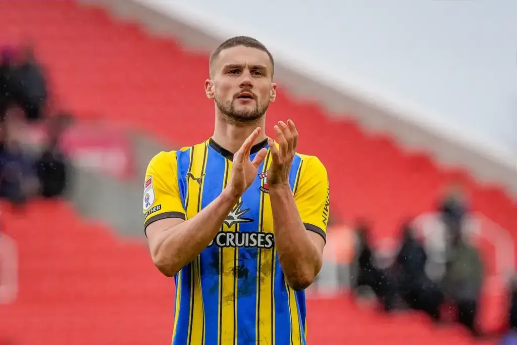 Aston Villa target Taylor Harwood-Bellis wants move after £20m bid