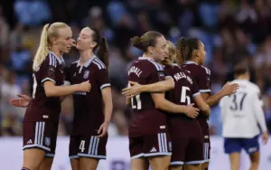 Aston Villa 3-1 Newcastle: Kendall’s late double gives Sørensen winning start after Tottenham rout