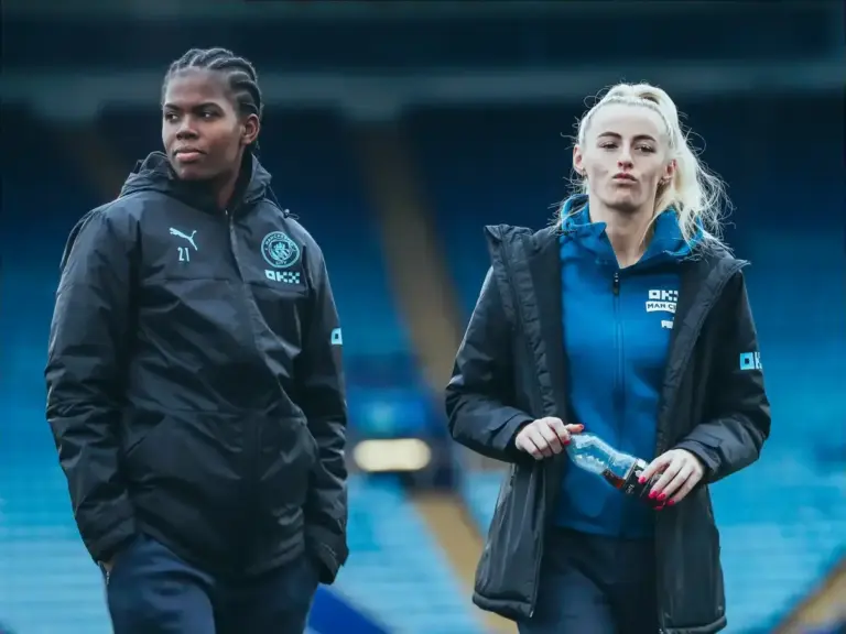 Bunny Shaw threat gives Aston Villa Women huge Man City test