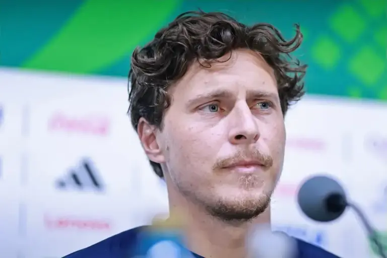 Aston Villa’s Lindelöf helps sink Cash’s Poland with early assist