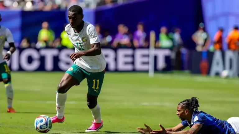 Alan Hutton backs Nicolas Jackson to thrive under Unai Emery