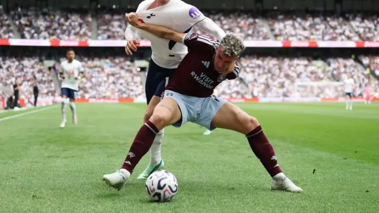 Aston Villa’s Matteo Ruggeri completes 90% of passes in Italy outing