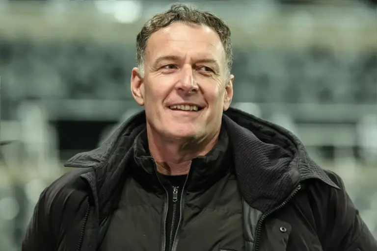 Chris Sutton spots Aston Villa trust issue after only three new signings start