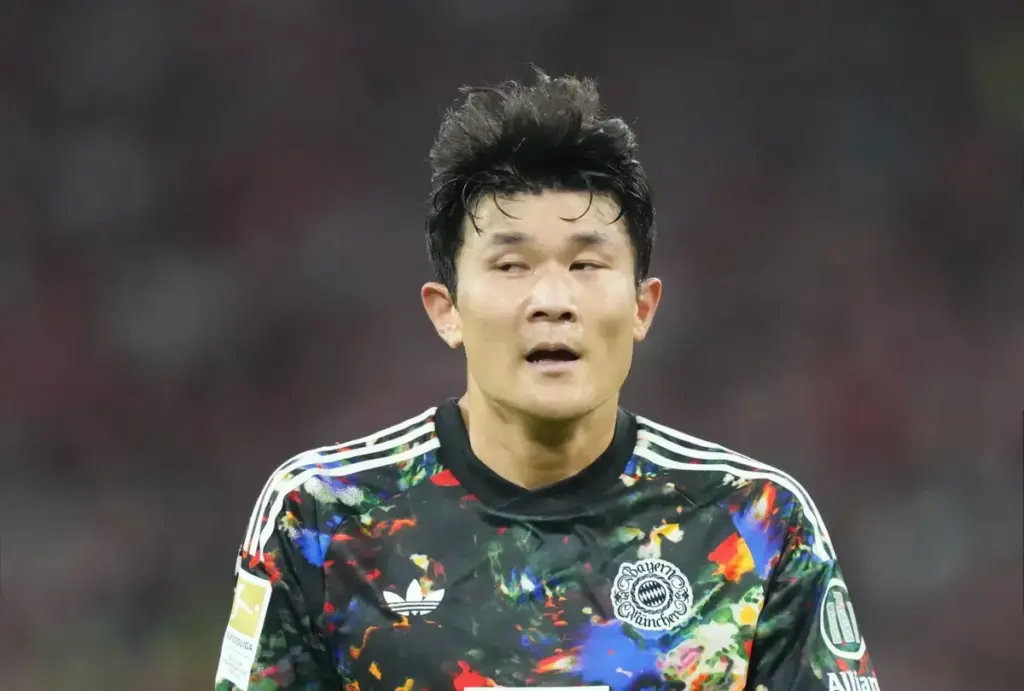 Aston Villa face £30m Kim battle with Tottenham